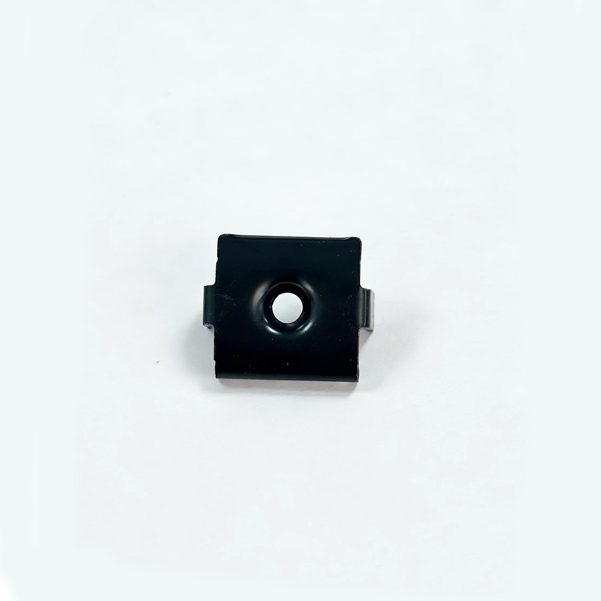 Locking Clips – Running Bond Pattern
