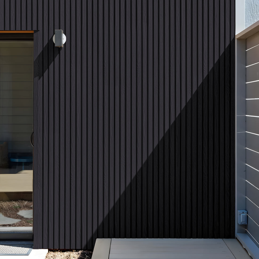 Color: CharcoalAsh