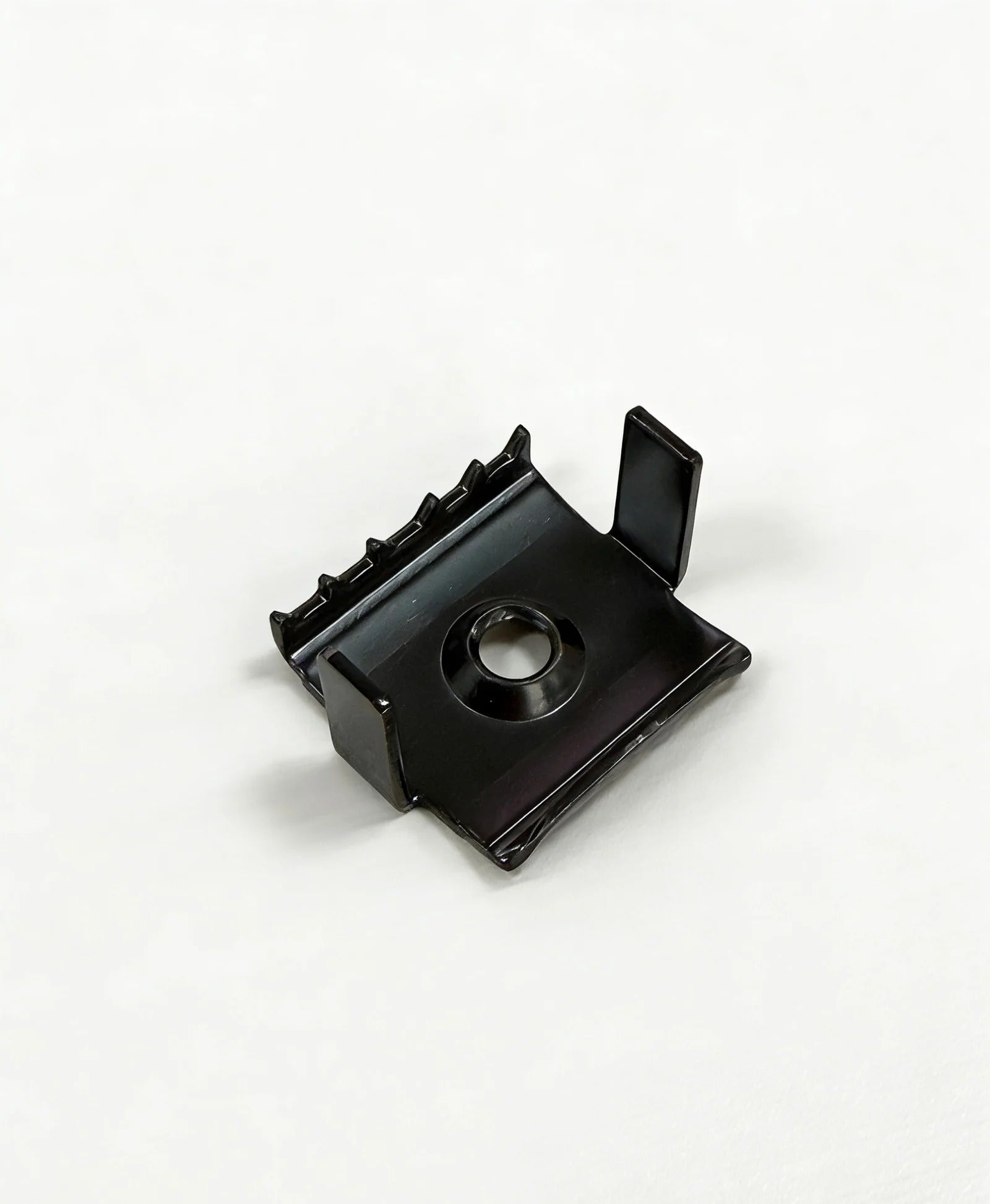 Locking Clips – Running Bond Pattern